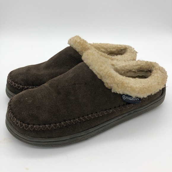 Magellan Men’s Brown Microsuede Faux Fur Lined Insulated Slippers Men’s Size 8 - Picture 2 of 12
